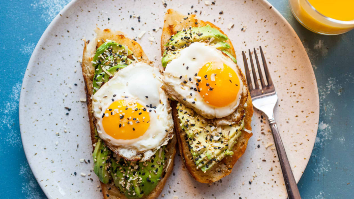 avacado and egg