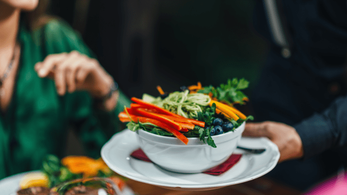 food service etiquette home