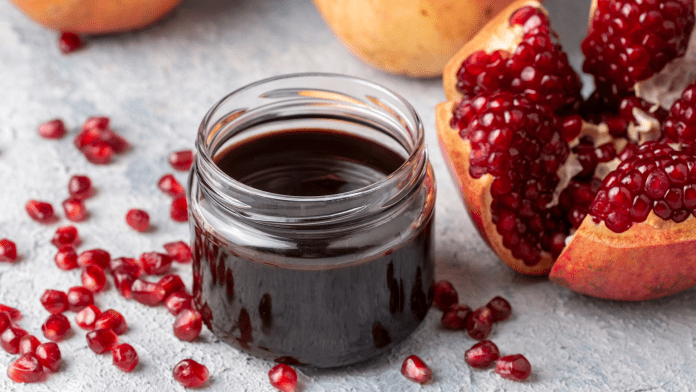 Pomegranate Molasses Pomegranate Molasses