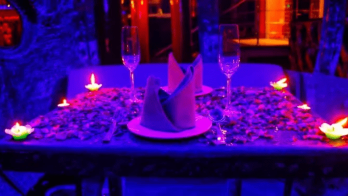 cabin restaurants in Delhi cabin restaurants in Delhi