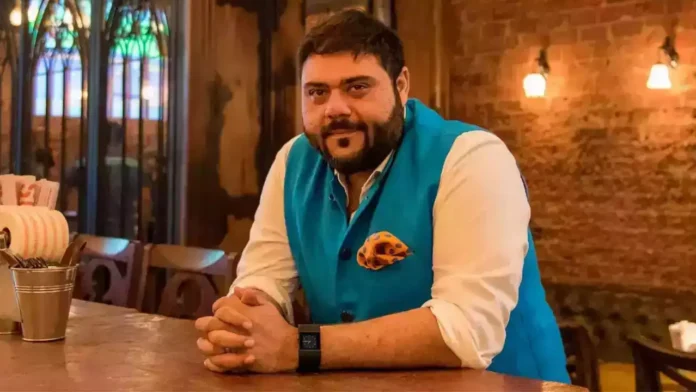 Riyaaz Amlani Riyaaz Amlani