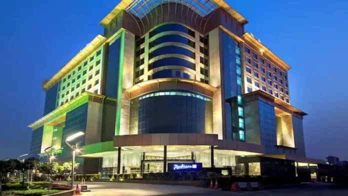 Radisson Blu, Kaushambi Radisson Blu, Kaushambi