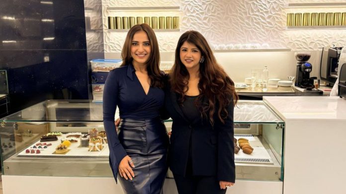 Kusha Kapila and Rhea Sweeten Gurugram with Torte Restaurant Image of Kusha Kapila and Rhea